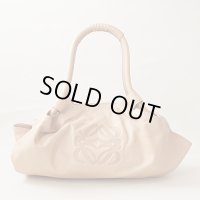 ロエベ　ナッパアイレ　ベージュ