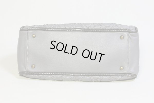 シャネル チェーンショルダーアンティーク風 トートバッグ グレー 底面