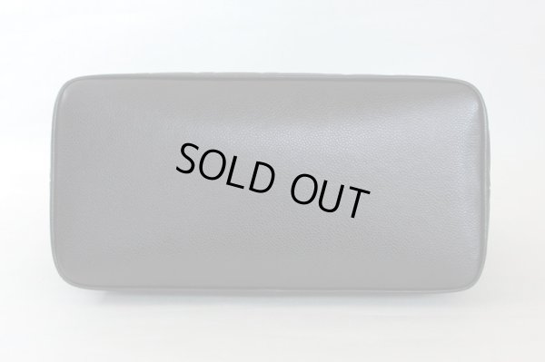 シャネル 復刻トートバック 底面