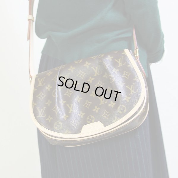 ルイ・ヴィトン　メニルモンタンPM M40474　掛けたイメージ