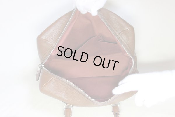 フェラガモ  ガンチーニ ミニボストンショルダーバック DY-21 6880 ブラウン 中身