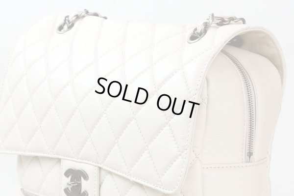 シャネル パリ・ニューヨークコレクション Wチェーンショルダーバック A32461 アイボリー/SIV金具 サイド上部