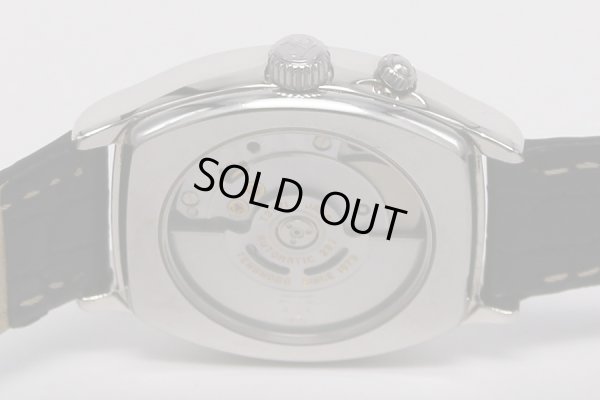 天賞堂　ワールドトラベラー　ベージュ文字盤　裏面拡大