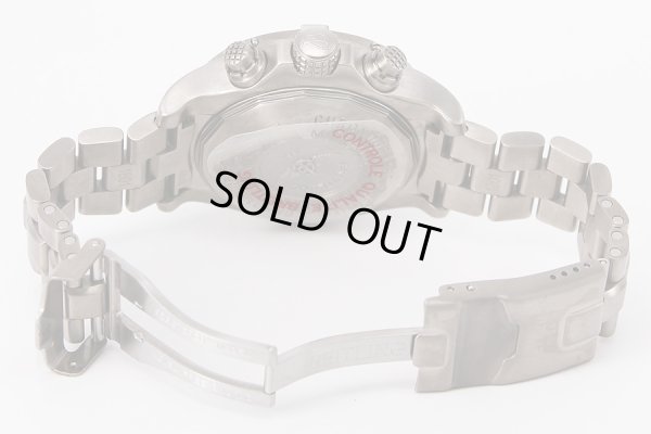 ブライトリング　クロノアベンジャーM1　E73360　黄文字盤　チタンブレス