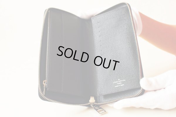 ルイ・ヴィトン ジッピーウォレット・ヴェルティカル M61678 中身