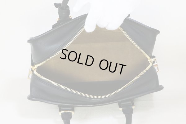 ロエベ アマソナ28 352.03.N03 ブラック/ゴールド金具 中身