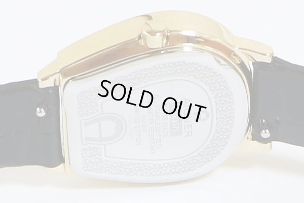 アイグナー　アマルフィー　A32200　限定　シェル文字盤　裏面拡大