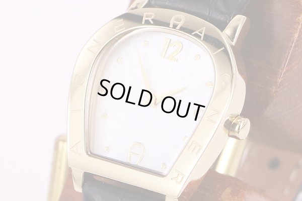 アイグナー　アマルフィー　A32200　限定　シェル文字盤　表面拡大