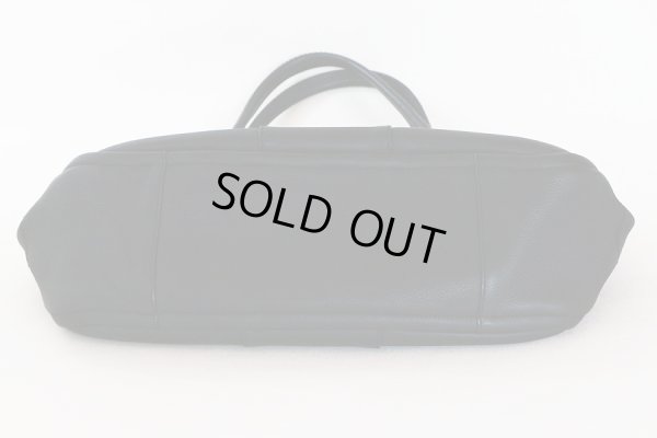 フェラガモ サルバトーレフェラガモ IZZIE ダブルガンチーニ トートバック GG-21D684 ブラック 底