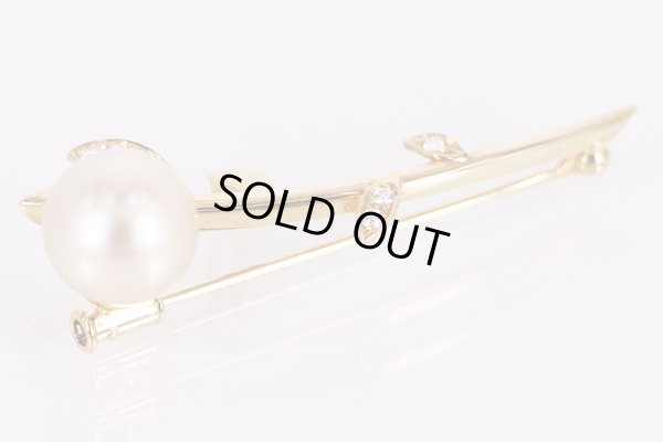 タサキ　K18 パールダイアイリブローチ 10.60mm 0.09ct 6.20g 真横