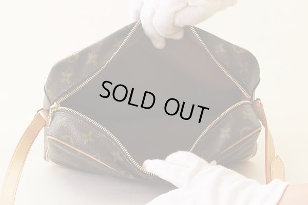 ルイ・ヴィトン  トロカデロ30 M51272　中身