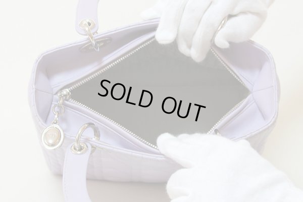 クリスチャンディオール レディディオール ハンドバック ラベンダー 中身