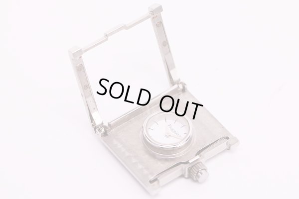 ペキネ　カメレオーネ　白文字盤