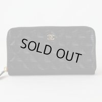 シャネル　ラウンドファスナー長サイフ A82370 ブラック／ゴールド金具