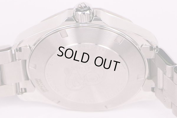 タグ・ホイヤー　アクアレーサー　WAY2110　黒文字盤　裏面拡大