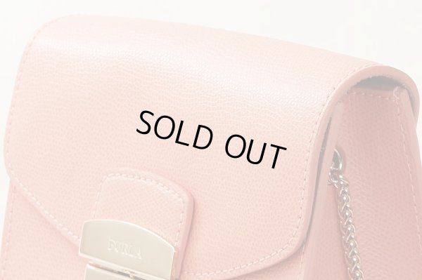 フルラ METROPOLIS クロスボディ ピンク サイド上部