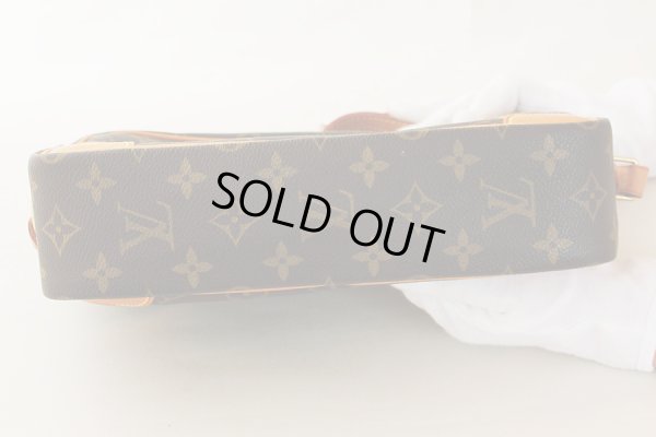 ルイ・ヴィトン トロカデロ27 M51274 底