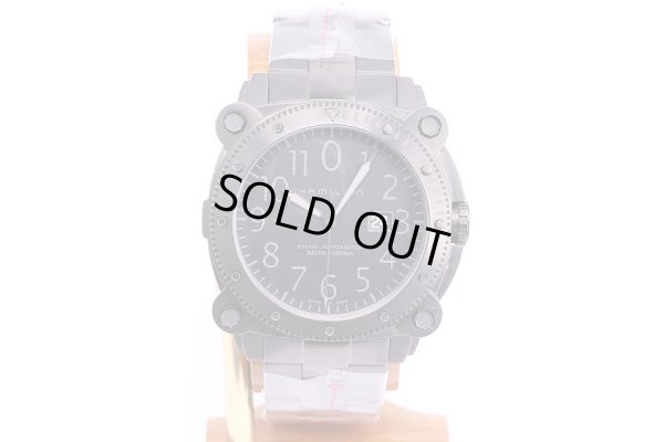 ハミルトン　カーキビロウゼロ　H78585333　黒文字盤　替SS黒ブレス着用　表面