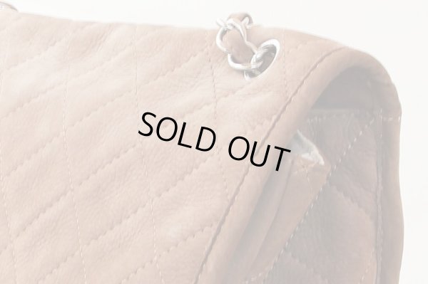 シャネル　チェーンショルダーバック ブラウン　サイド上部