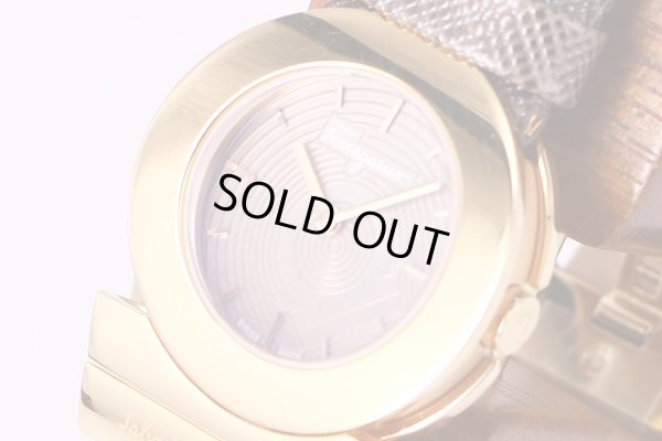 フェラガモ　ガンチーニ　FP5　茶文字盤　サイド拡大