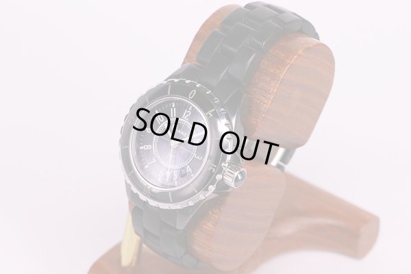 シャネル　J12 H0681　黒文字盤　サイド