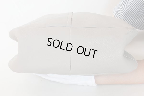 プラダ ショルダーバック BR4373 POMICE グレー系 底