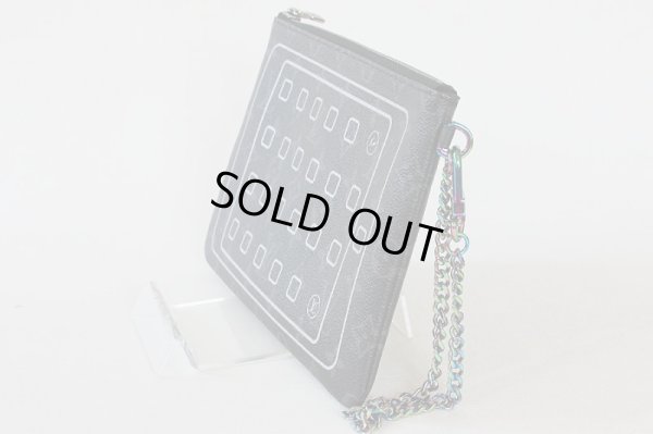 ルイ・ヴィトン IPAD・ポーチ M64449 ipadのデザイン入り サイド