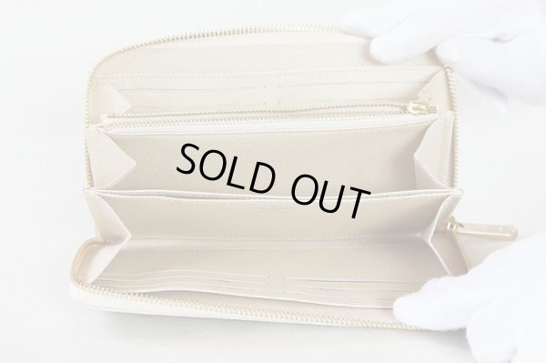 ルイ・ヴィトン ジッピー・ウォレット N41660 中身