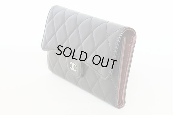 シャネル　三ツ折長サイフ A31506 ブラック／ボルドー　サイド