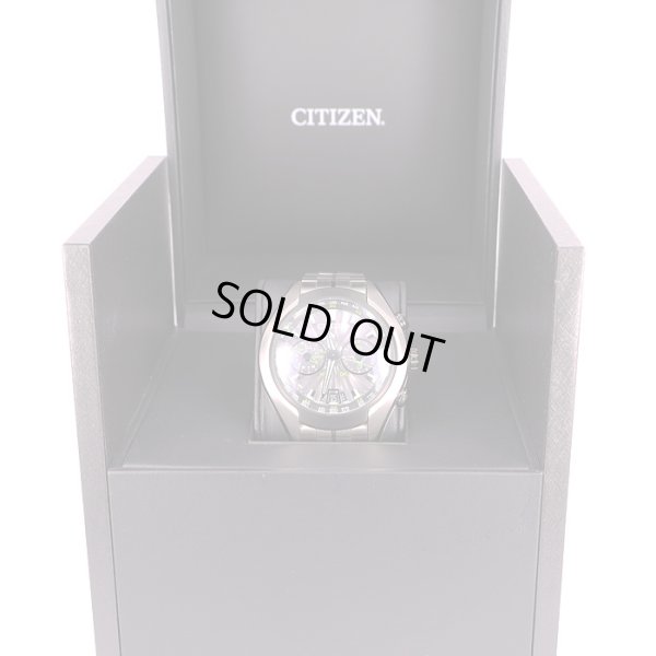 シチズン　サテライトウェーブ　CC1054-56E 黒文字盤　箱