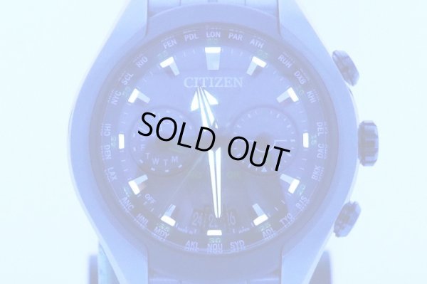 シチズン　サテライトウェーブ　CC1054-56E 黒文字盤　ライト