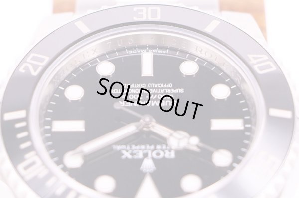 ロレックス　114060 7U5131C8  サブマリーナノンデイト　黒文字盤　拡大