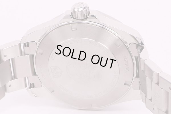 タグ・ホイヤー　アクアレーサー　WAY111A　黒文字盤　裏面拡大