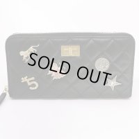 シャネル　エンブロイダリー 2.55　ラウンドファスナー長財布　ブラック／ボルドー　ゴールド金具