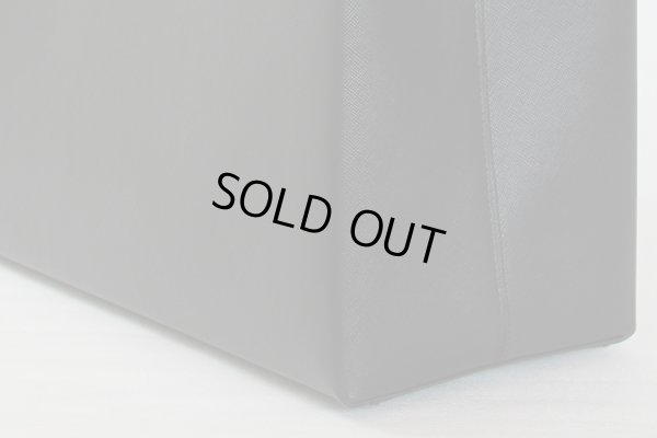 フェラガモ トートバック 21 3370-10 NERO サイド下部