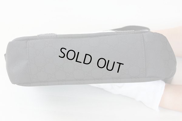 グッチ ショルダーバック 374429 467891 ブラック 底