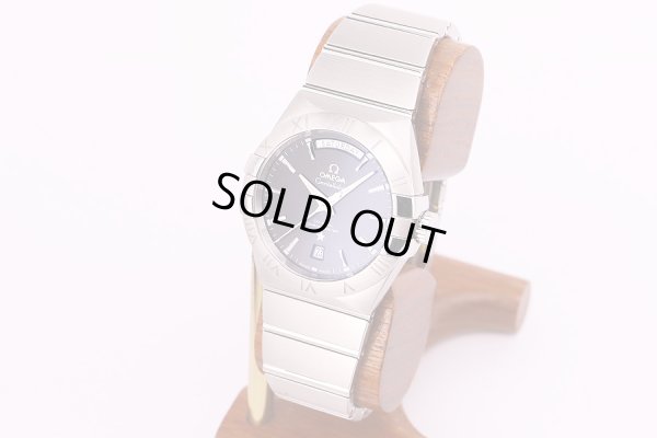 オメガ　コンステレーション　デイデイト　123.103.8220　コーアクシャル　黒文字盤　サイド