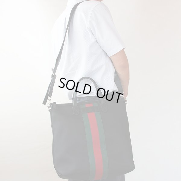 グッチ　ウェブバンド 2WAYショルダーバック 368559 213317 ブラック　掛けたイメージ