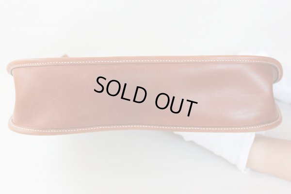 エルメス エヴリン1 GM ナチュラル/ブラウン SIV金具 底