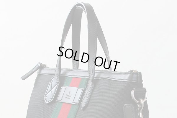 グッチ　ウェブバンド 2WAYショルダーバック 368559 213317 ブラック　サイド上部