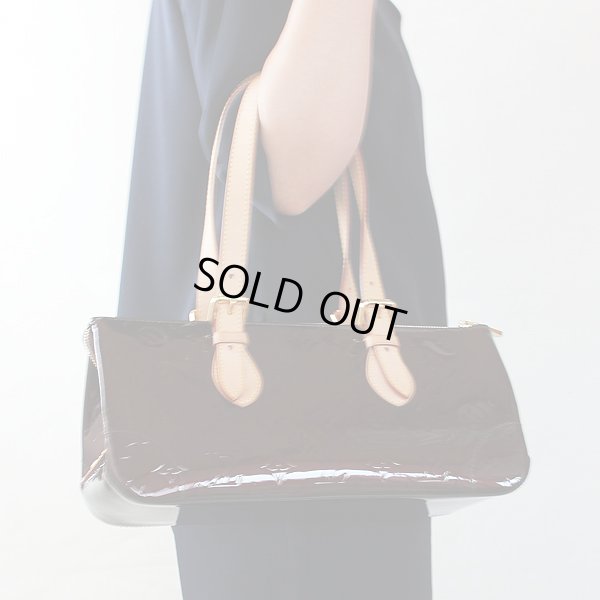 ルイ・ヴィトン　ローズウッド・アヴェニュー M93510 アマラント　持ったイメージ