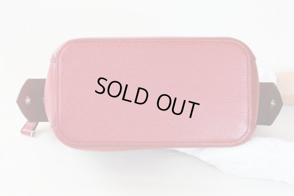 バリー　2WAYショルダーバック レッド　底