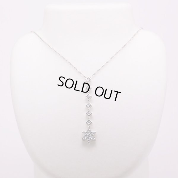 タサキ　K18WG ダイアイリペンダントネックレス 0.37ct 10.50g　シンプル　装着イメージ