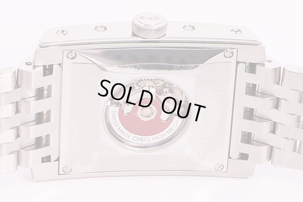 オリス　レクタンギュラー ムーンフェイス　トリプルカレンダー　白文字盤　裏面拡大