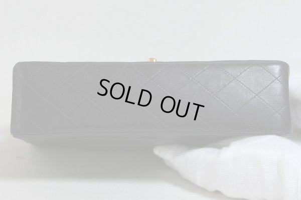 シャネル Wチェーンショルダーバック ブラック/ボルドー 底面