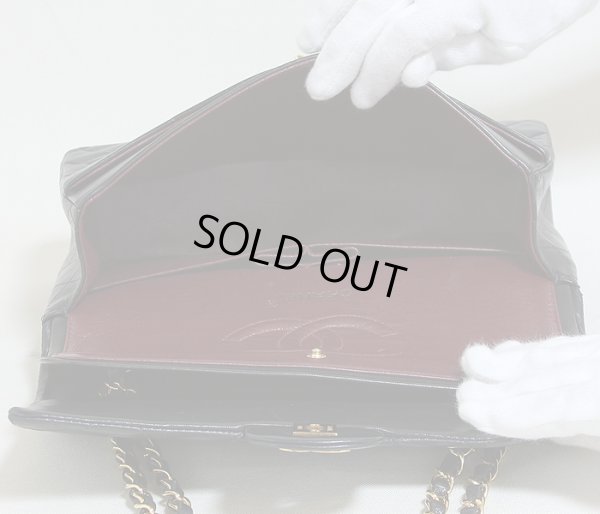 シャネル Wチェーンショルダーバック ブラック/ボルドー 中身