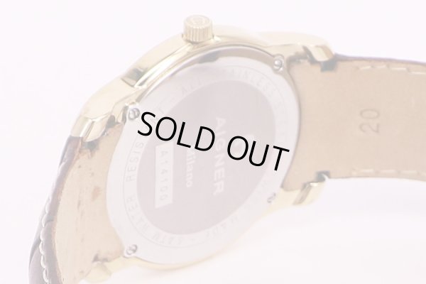 アイグナー　ミラノA14100　銀文字盤　裏面拡大