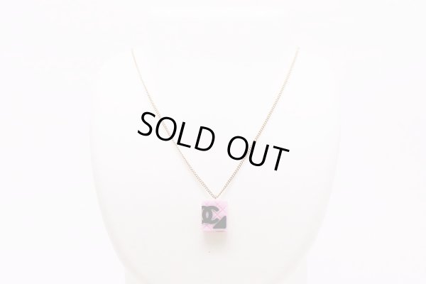 シャネル カンボンライン ネックレス ピンク 装着イメージ