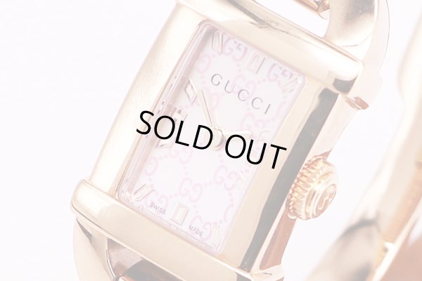 グッチ　GQ6800L　ピンクシェル文字盤　サイド拡大