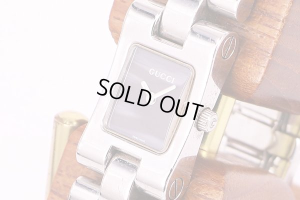 グッチ　GQ2305L　黒文字盤　サイド拡大